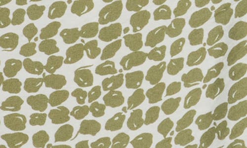 Renee C Geometric Print Balloon Sleeve Top In Green