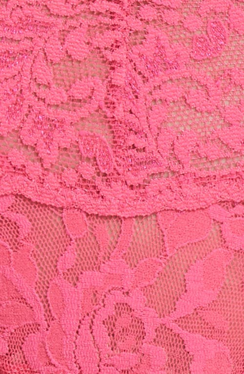 Hanky Panky Signature Lace Low Rise Thong In Pink