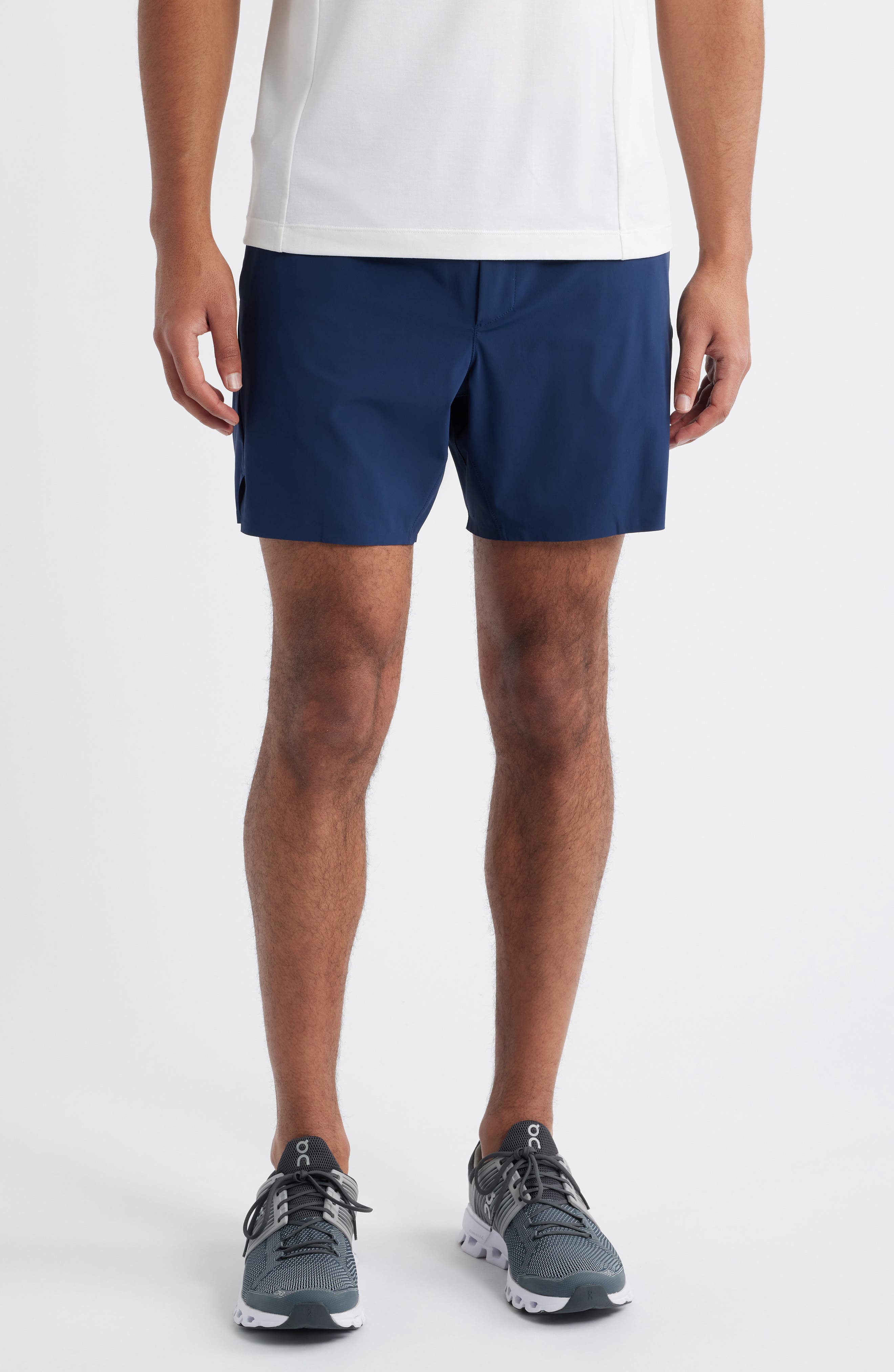 TEN THOUSAND Set 6.5-Inch Water Repellent Cross Training Shorts