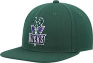 Mitchell & Ness Men's Mitchell & Ness Green Milwaukee Bucks Hardwood Classics Team Ground 2.0 Snapback Hat