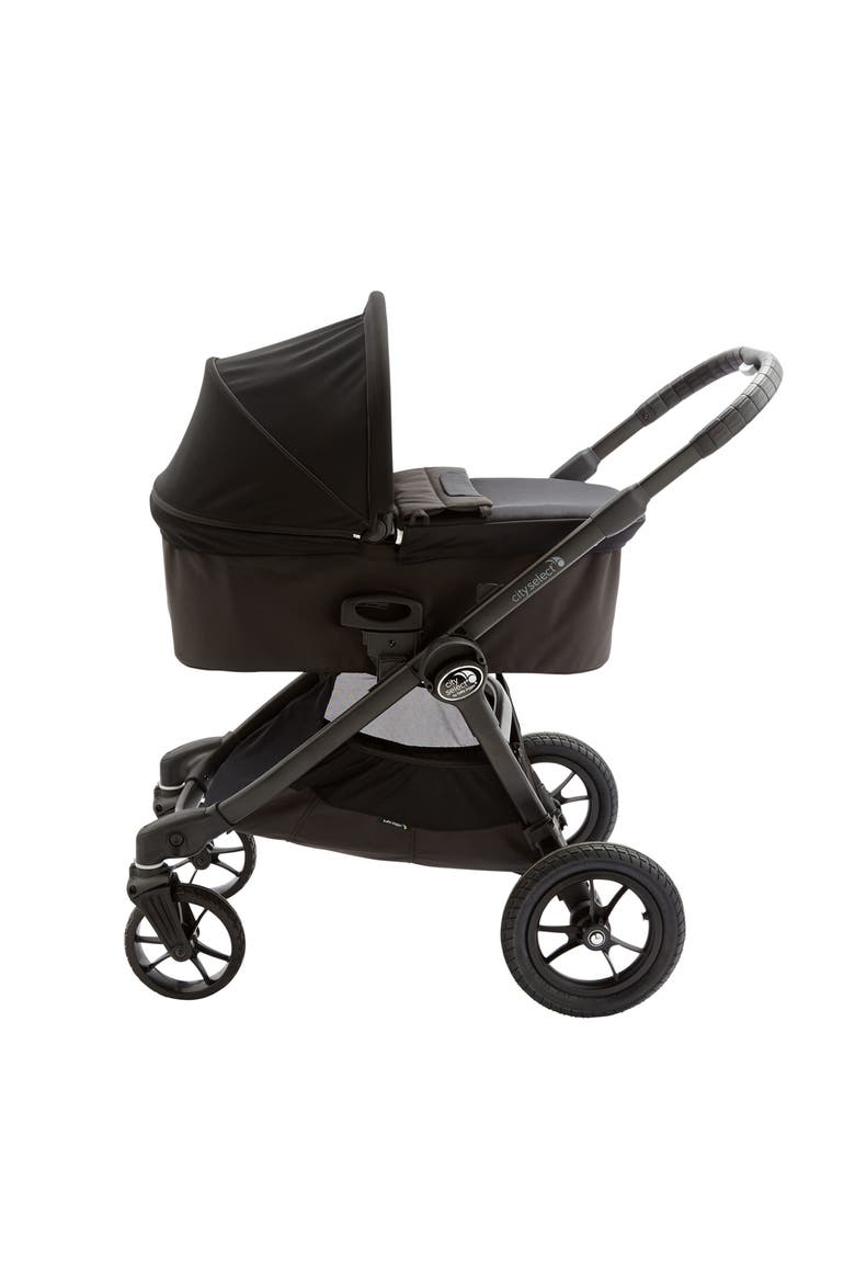 Deluxe Pram, Alternate, color, BLACK