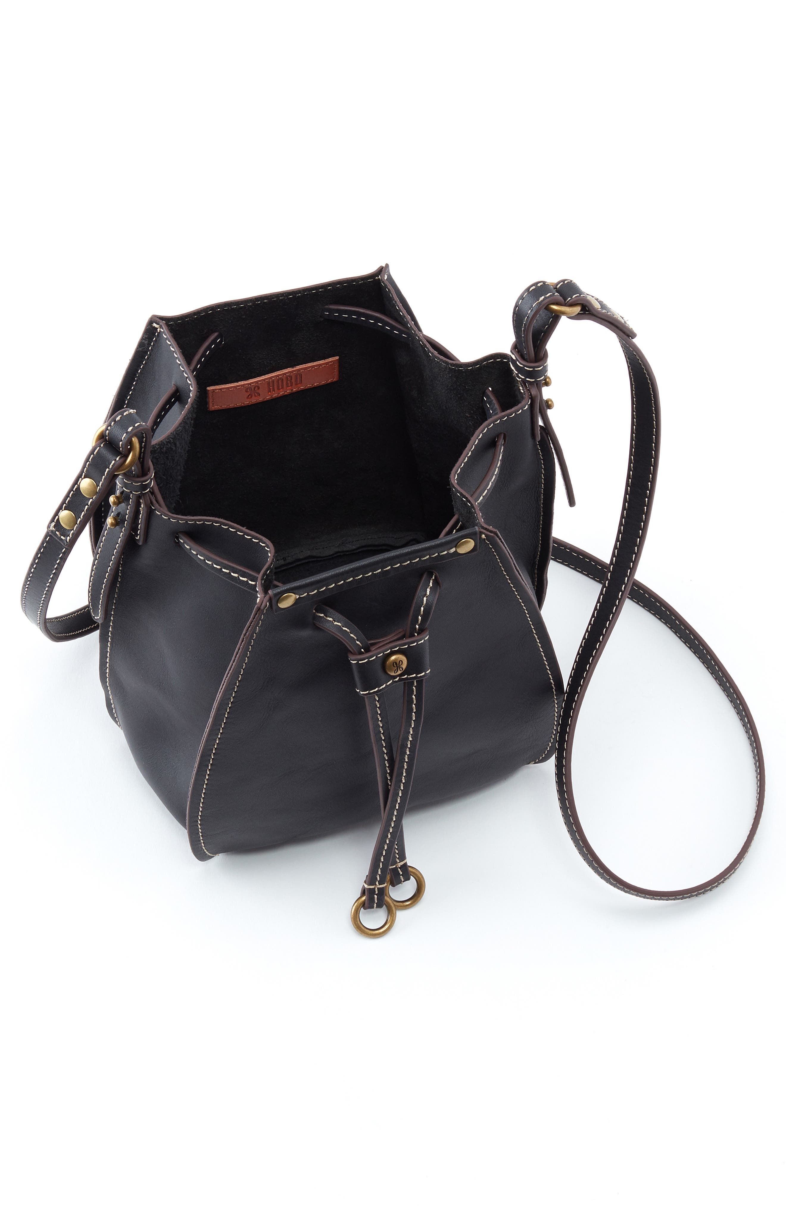 HOBO Cinder Drawstring Leather Crossbody Bag, Alternate, color, 