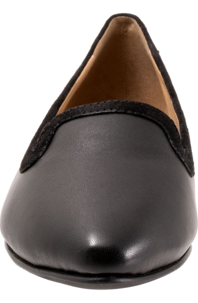 Trotters Hannah Pointed Toe Flat, Alternate, color, Black