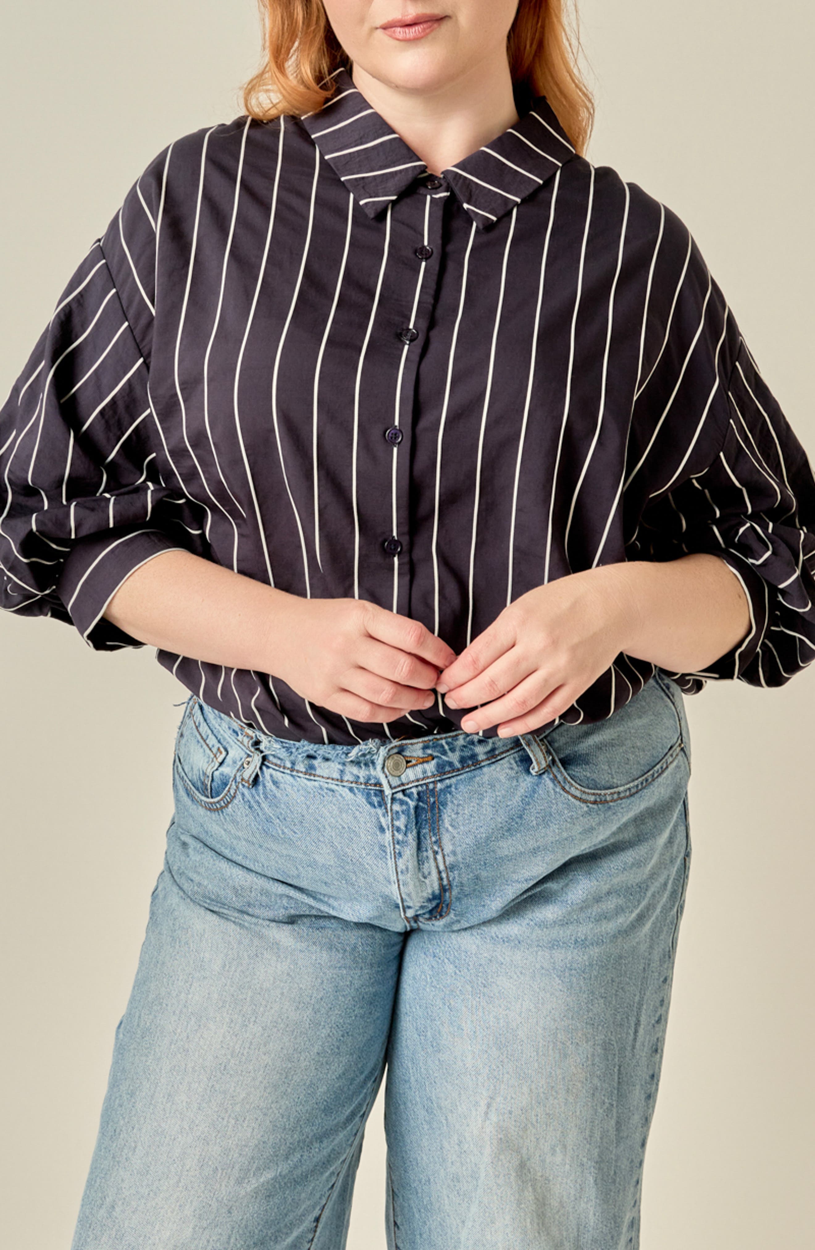 selected NAVY/ WHITE
