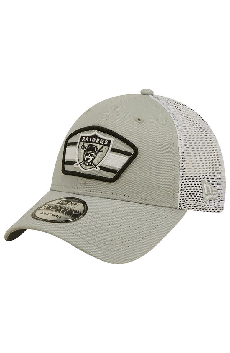 New Era Men's New Era Gray/White Las Vegas Raiders Logo Patch Trucker 9FORTY Snapback Hat, Main, color, 