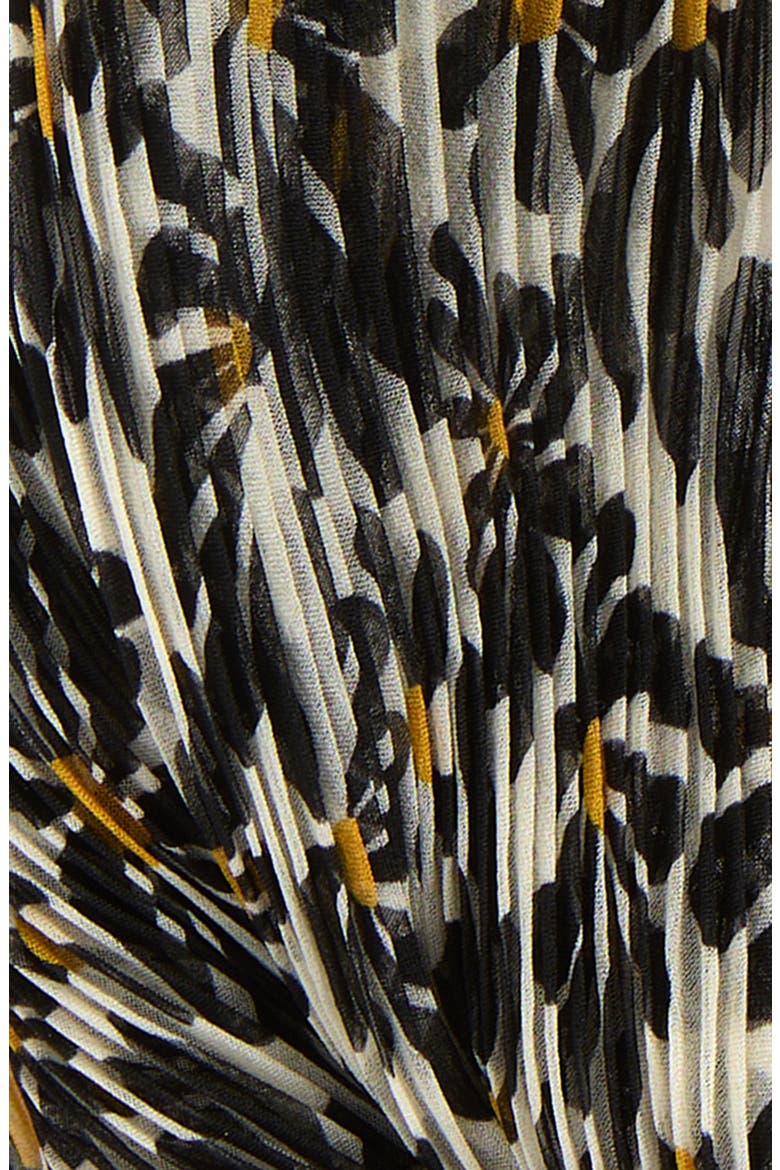 Daisy Print Plissé Silk Chiffon Diamond Scarf, Alternate, color, CHALK WHITE