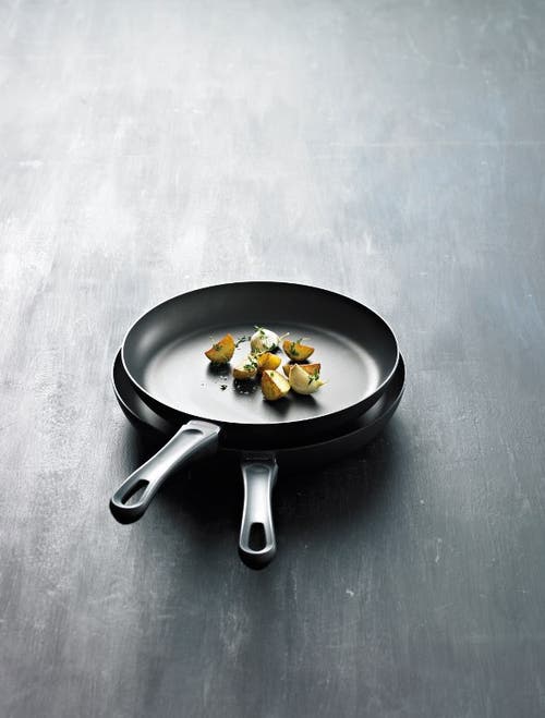 Scanpan Classic 2 Piece Fry Pan Set, 10.25" & 12.5", Nonstick In Black