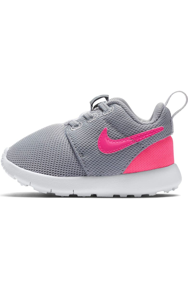 Nike Roshe Run Sneaker, Alternate, color,