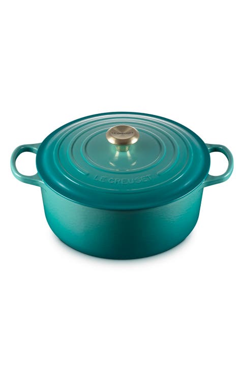 Signature 7.25-Quart Round Enamel Cast Iron Dutch Oven