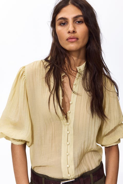 Balloon-sleeved blouse