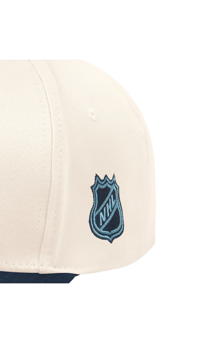 STARTER Men's Starter  Cream/Navy Boston Bruins Blue Wave Classic Adjustable Hat, Alternate, color, Cream