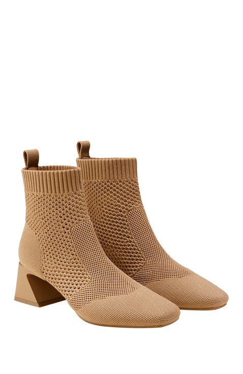 Square-Toe Perforated Heeled Boots (Melissa)