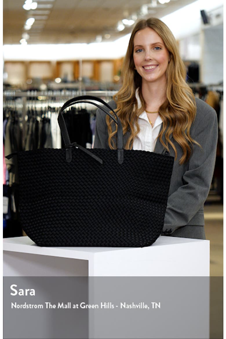 Jetsetter Large Tote video