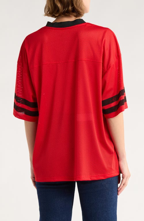 Goodie Two Sleeves Camaro 67 V-neck T-shirt In Red