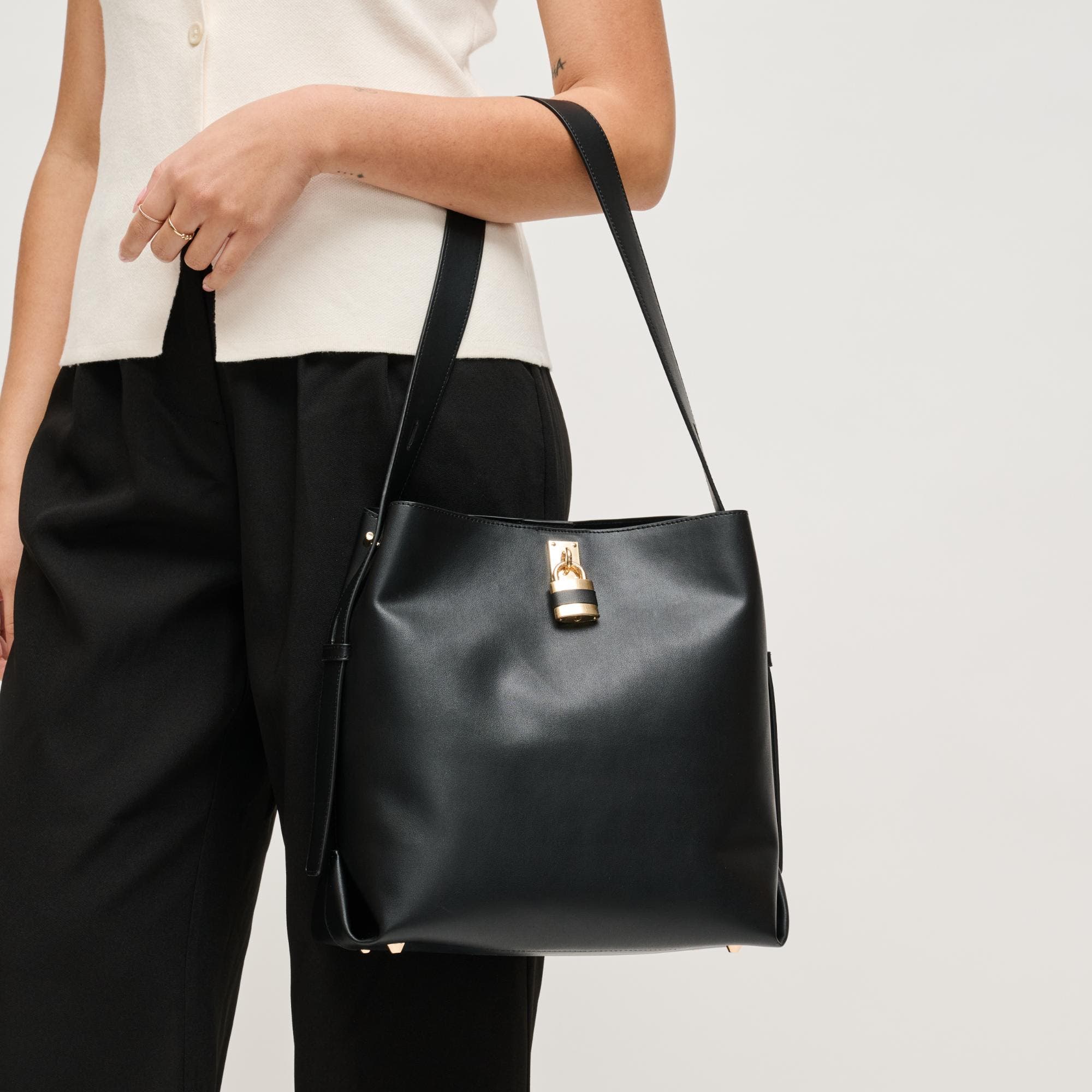 URBAN EXPRESSIONS HANDBAGS Caroline Hobo, Alternate, color, Black