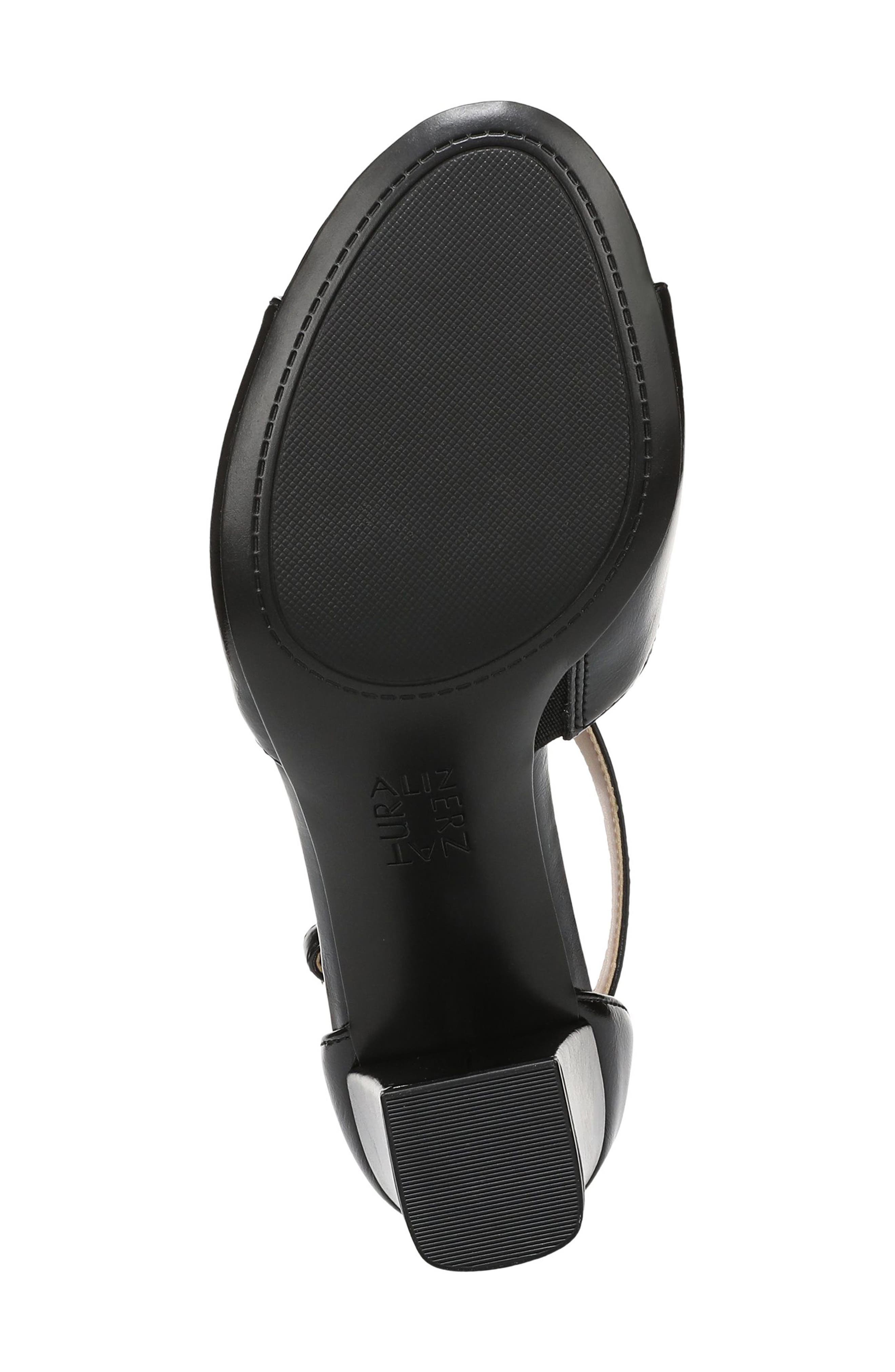 Naturalizer Hollis Sandal, Alternate, color, Black