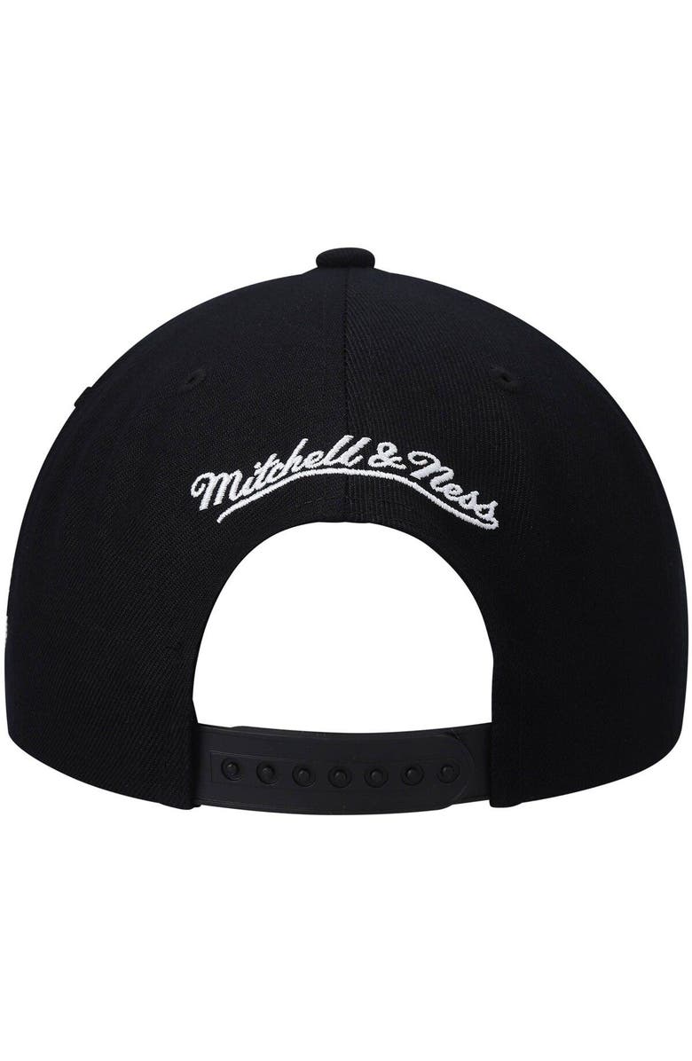 Mitchell & Ness Men's Mitchell & Ness Black Los Angeles Lakers Hardwood Classics Script 2.0 Snapback Hat, Alternate, color, Black