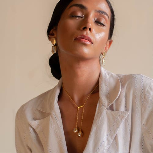 Dhwani Bhansal Boond Pendant In Gold Plated