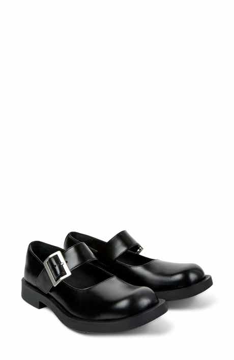 Lab Mary Jane Flat