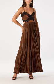 ASTR the Label Andy Pleated Lace Detail Maxi Dress