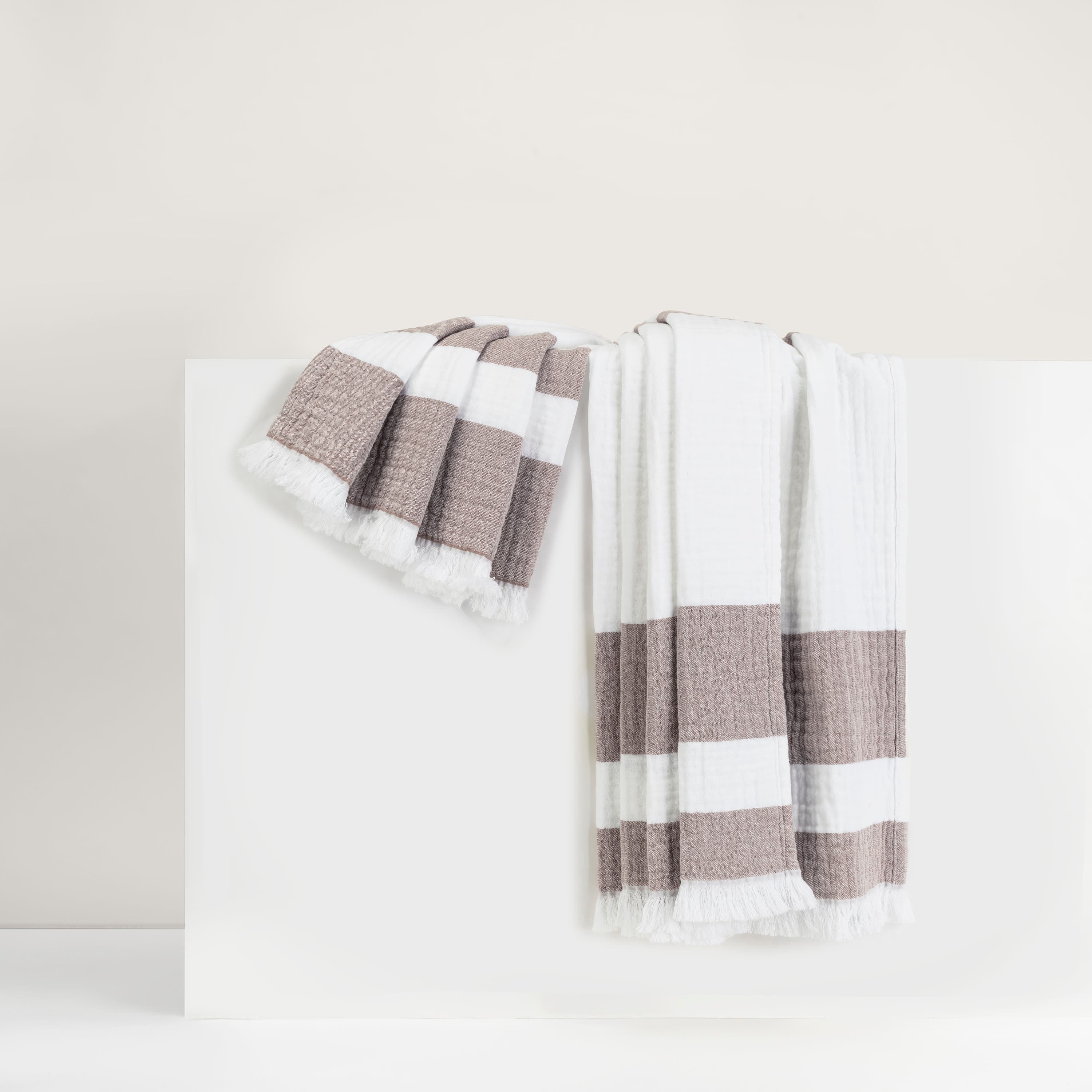 Taupe