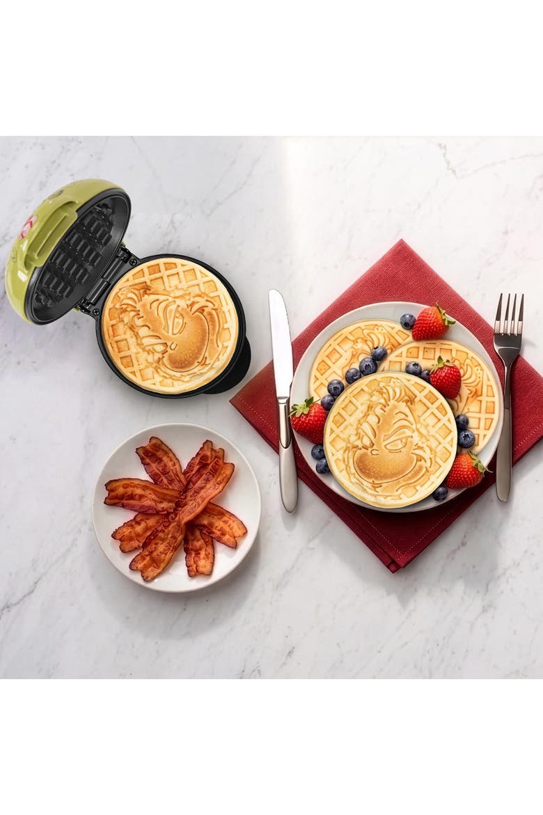 Dr. Seuss Grinch Mini Waffle Maker, Alternate, color, Green