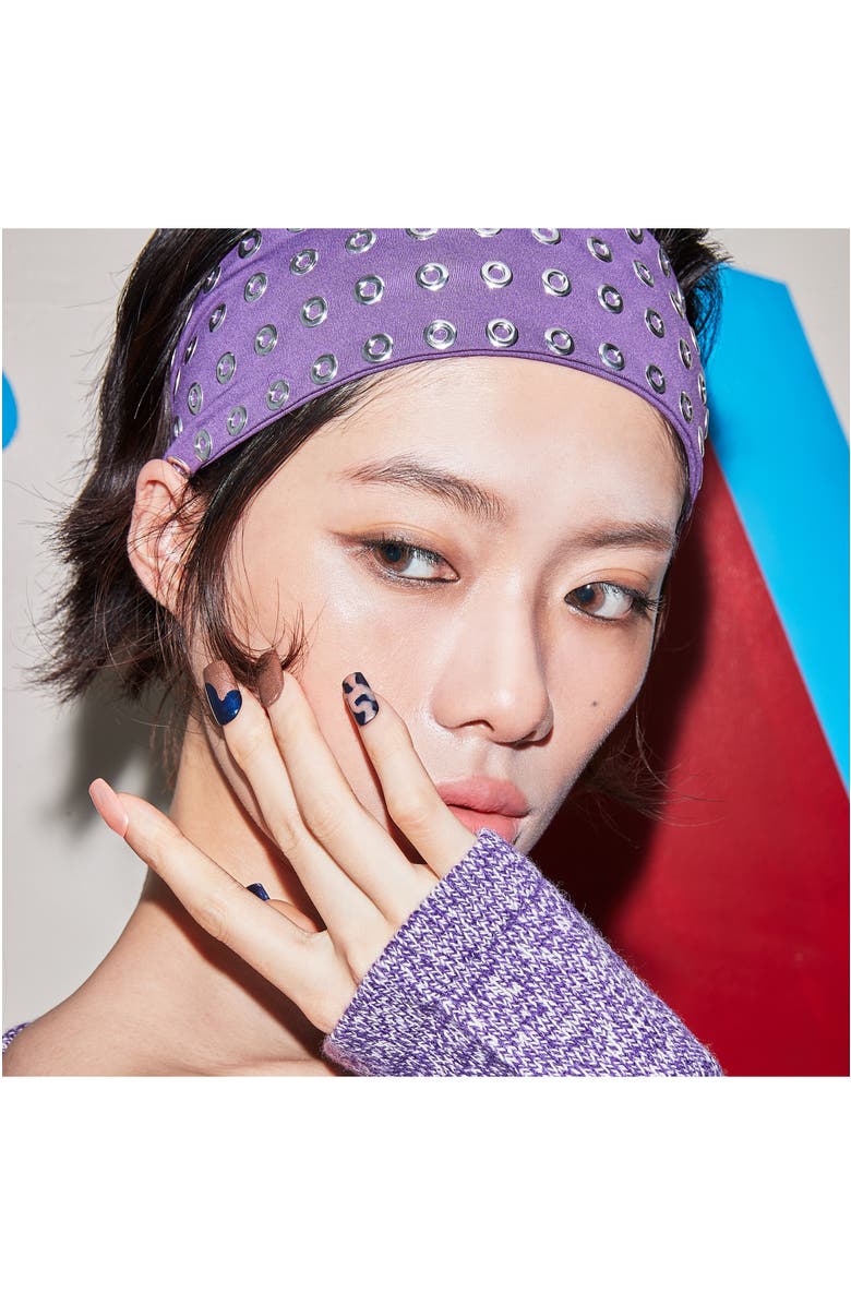 Anna Sui 3 Color Palette, Alternate, color, Enchanting, Soft Greige 04