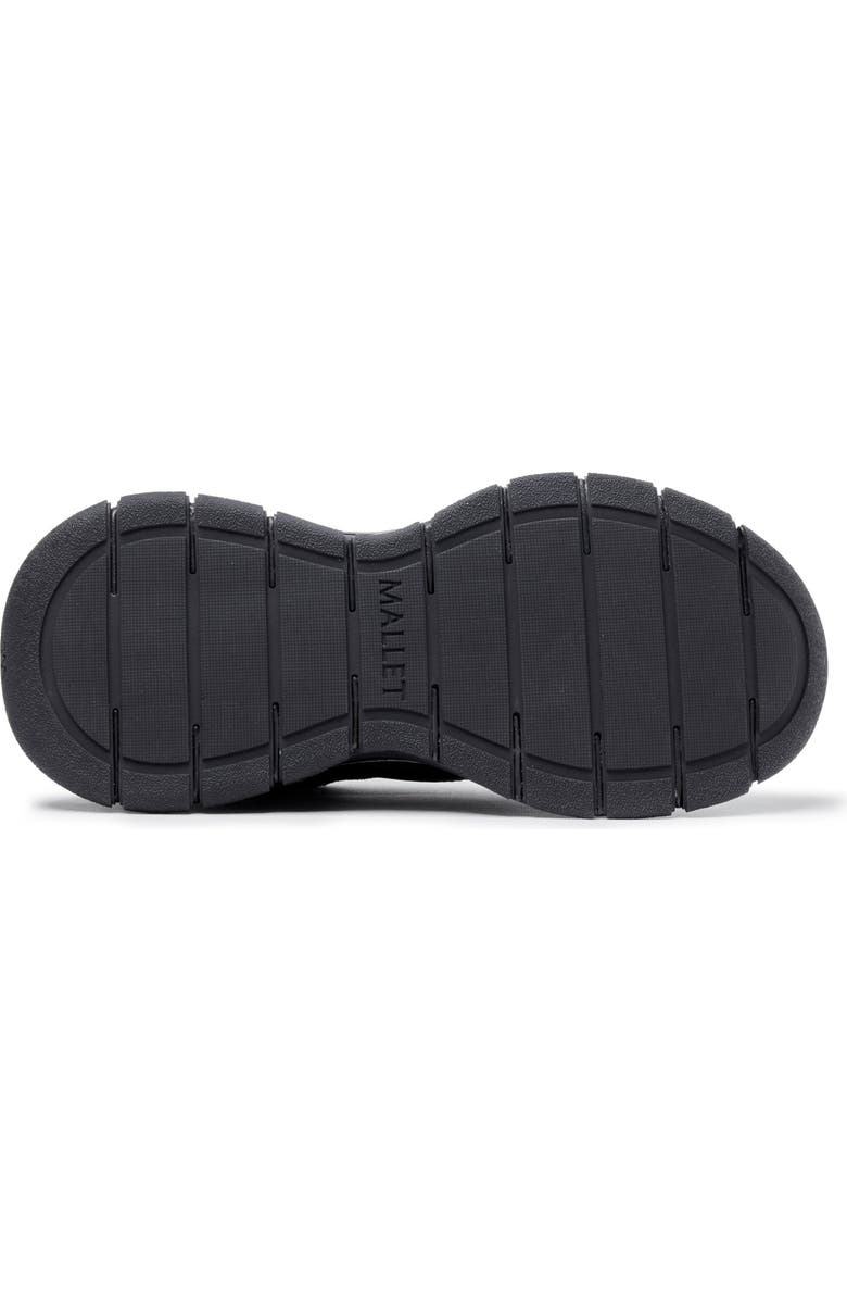 MALLET Sculpted Runner Low-Top Trainer, Alternate, color, Black