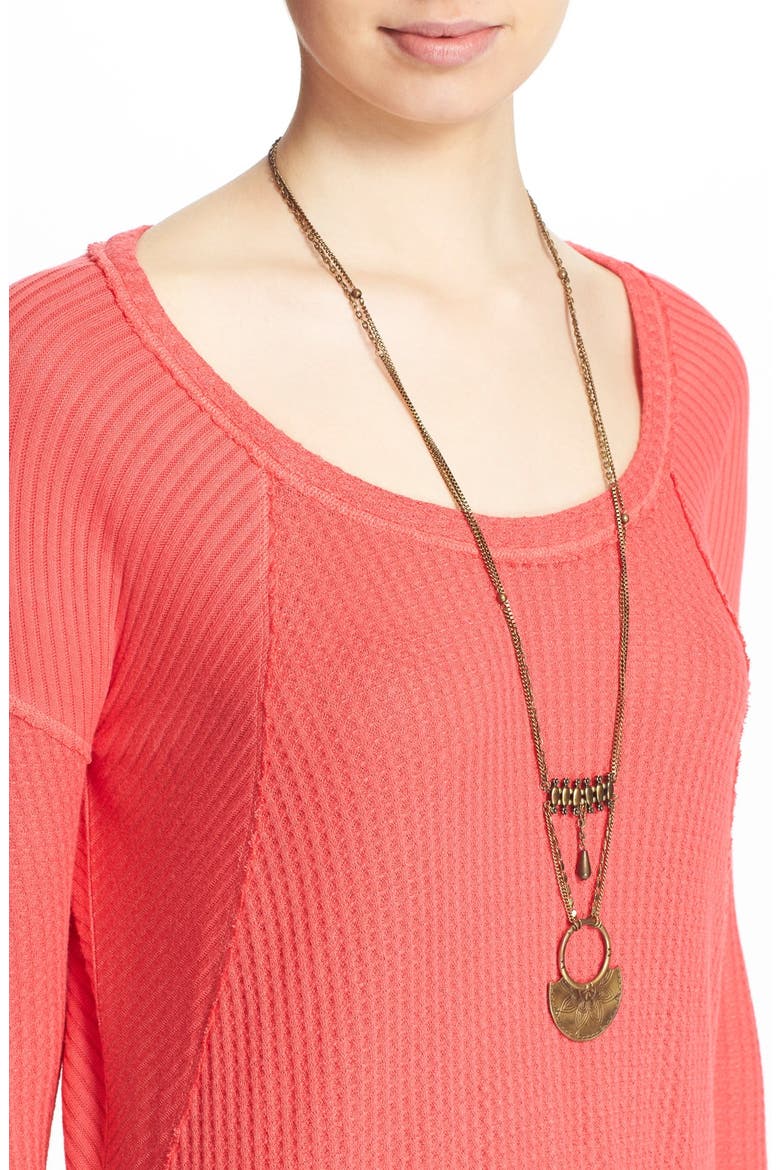 'Ventura' High/Low Thermal Top, Alternate, color, POPPY