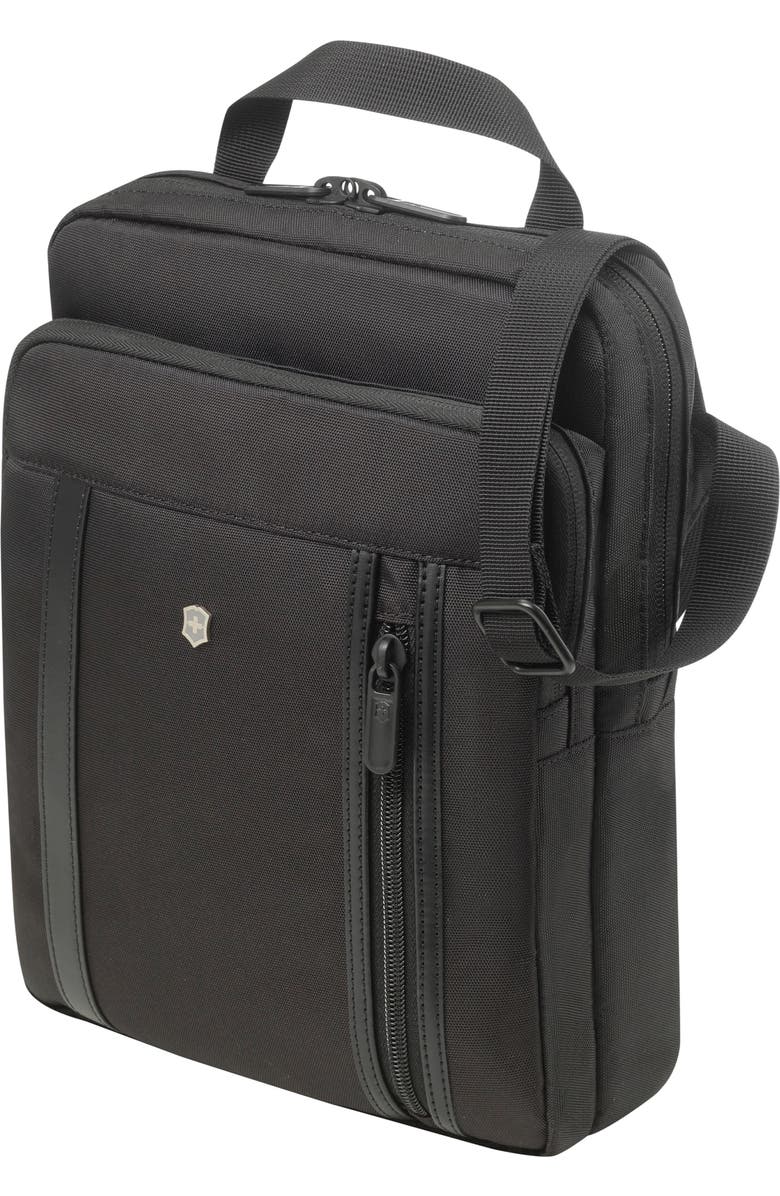 Victorinox Swiss Army<sup>®</sup> Victorinox Swiss Army Werks Pro 2.0 Crossbody Laptop Bag, Alternate, color,
