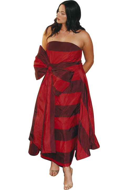 Dramatic Bow Gown (Plus)