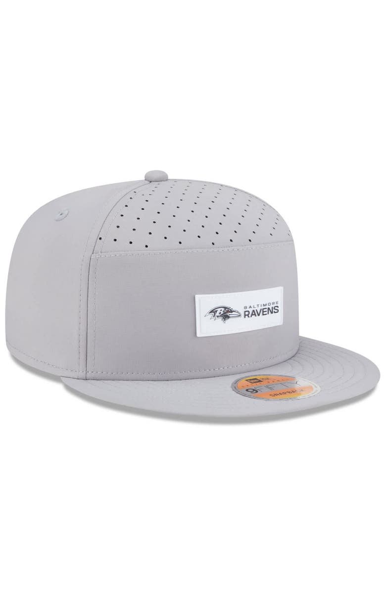 New Era Men's New Era Gray Baltimore Ravens 2025 Sideline  Split Panel 9FIFTY Snapback Hat, Alternate, color, Gray