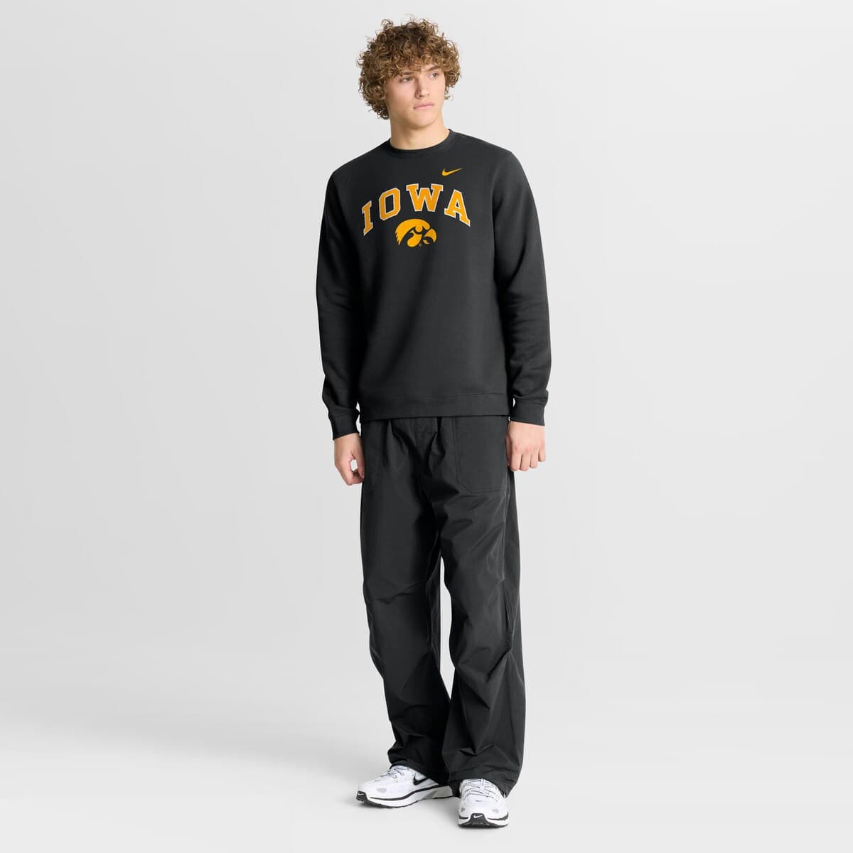 iowa hawkeyes sweatshirt nike