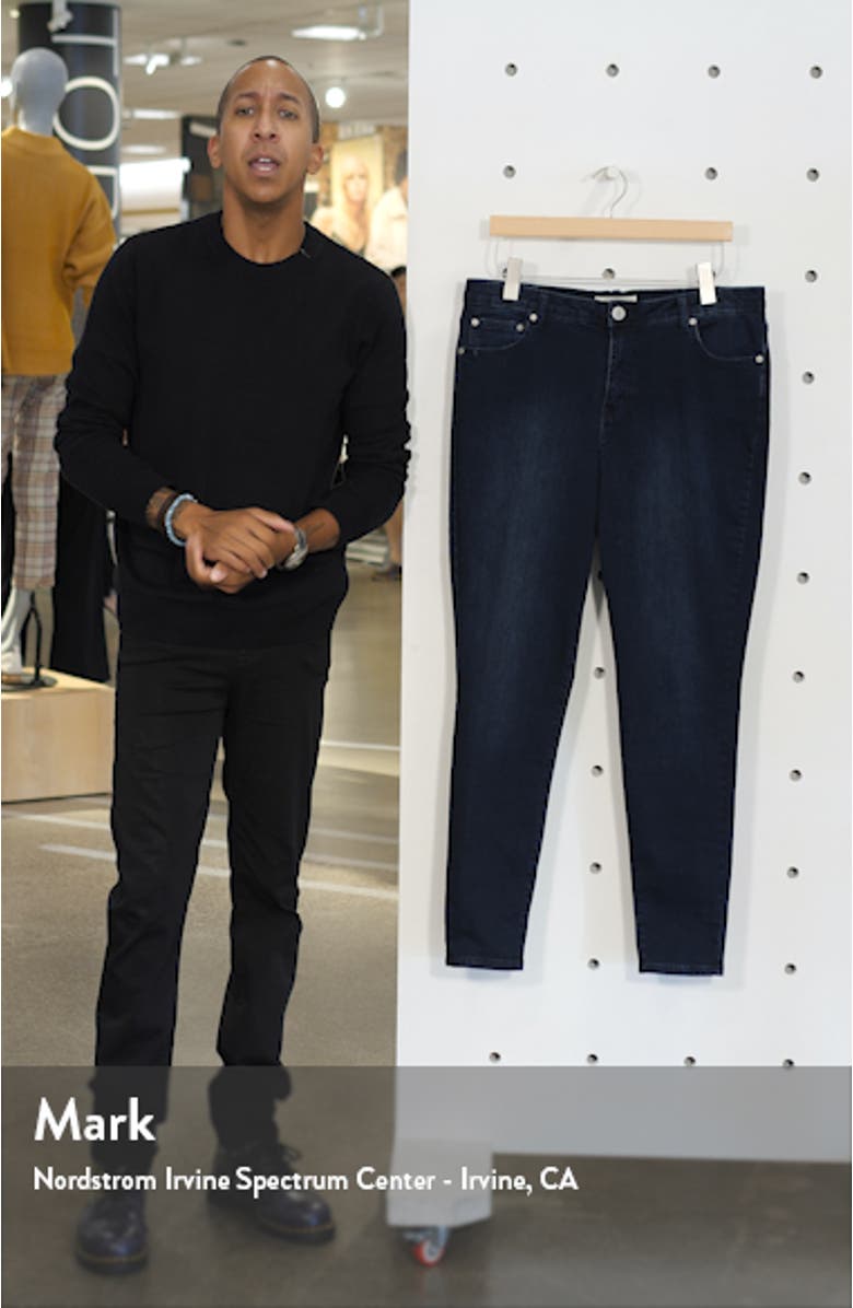 Olivia Sculpting Skinny Jeans, sales video thumbnail