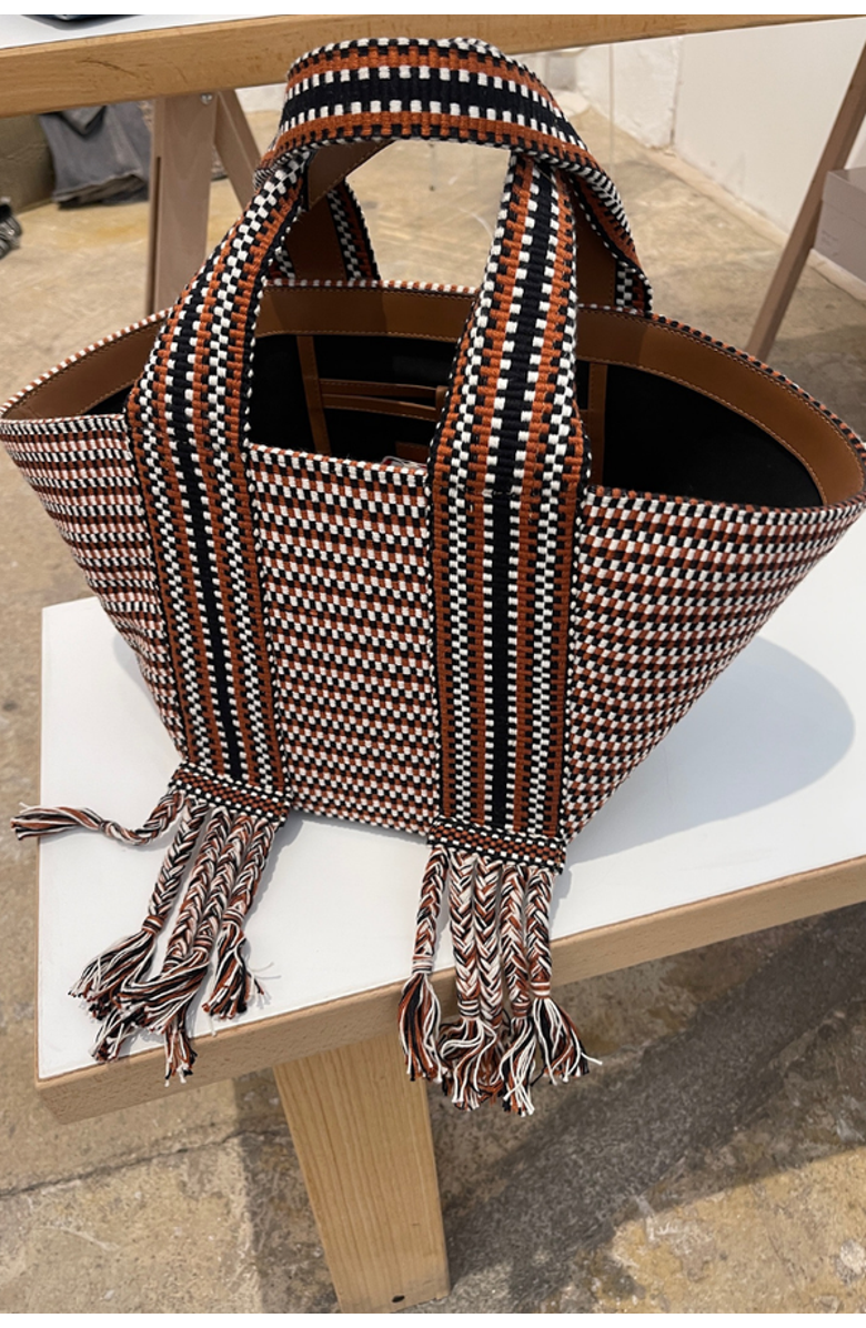 Amambaih Chulo small, Alternate, color, Cognac