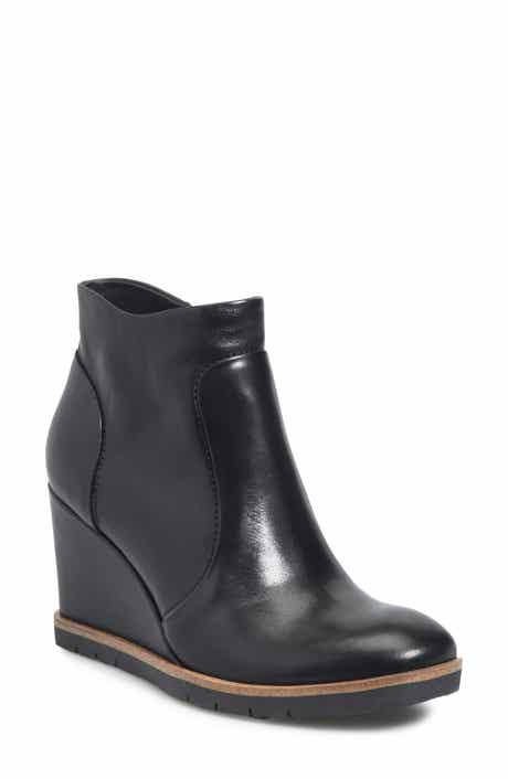 Söfft Maguire Waterproof Wedge Bootie