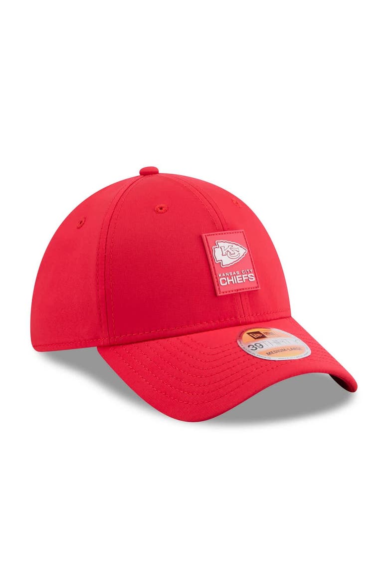 Men's New Era Red Kansas City Chiefs 2025 Sideline 39THIRTY Flex Hat, Alternate, color, Red