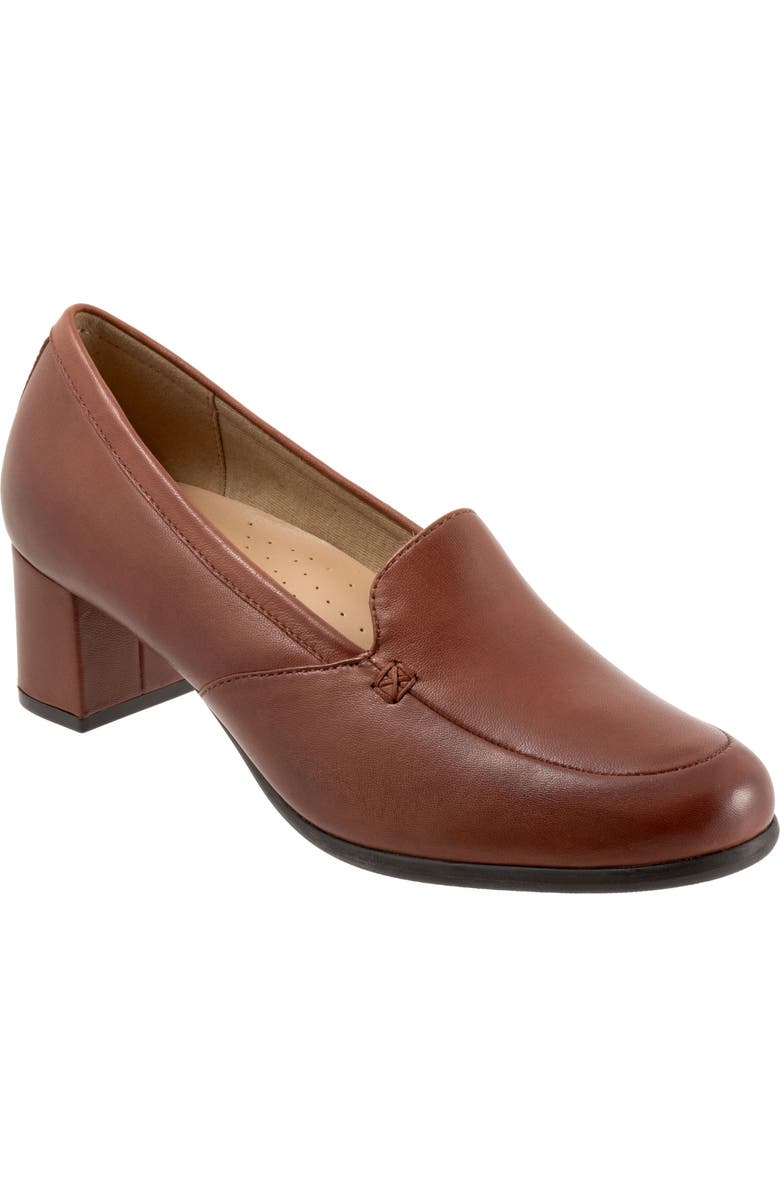 Trotters Cassidy Loafer Pump, Main, color,