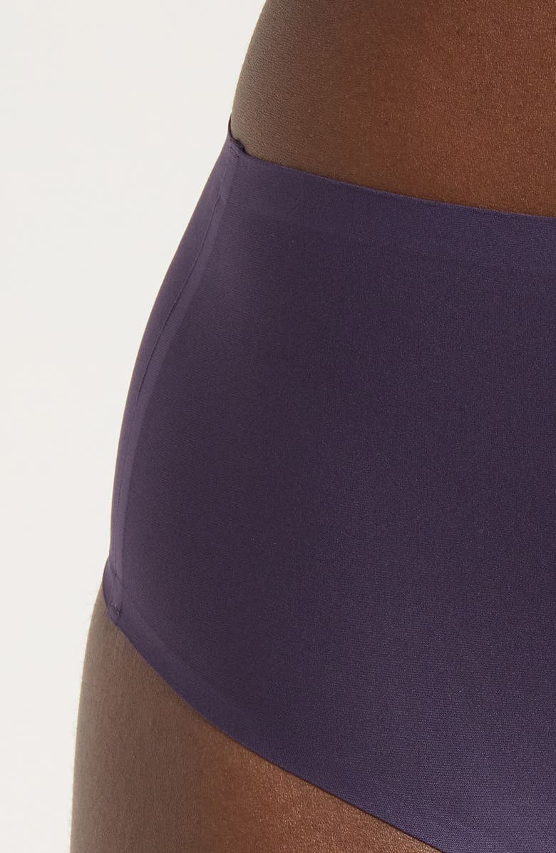 Chantelle Lingerie Soft Stretch Seamless Retro Thong, Alternate, color, Fatal Violet