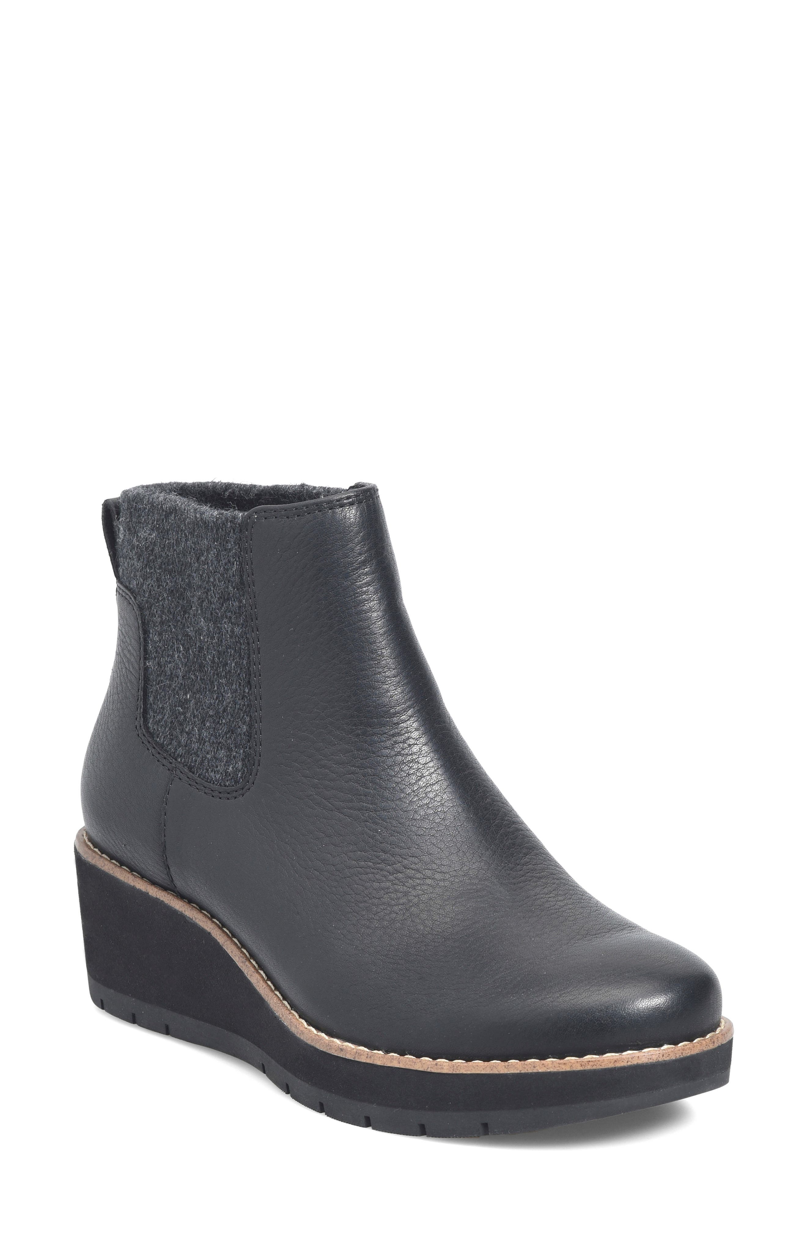 Comfortiva Ferna Wedge Chelsea Boot