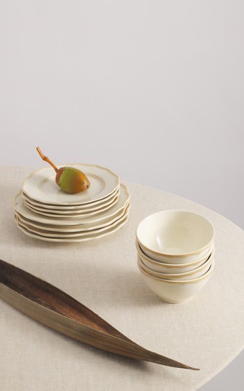 Maison Madison Home 12 Piece Set With Cereal Bowl In Colette