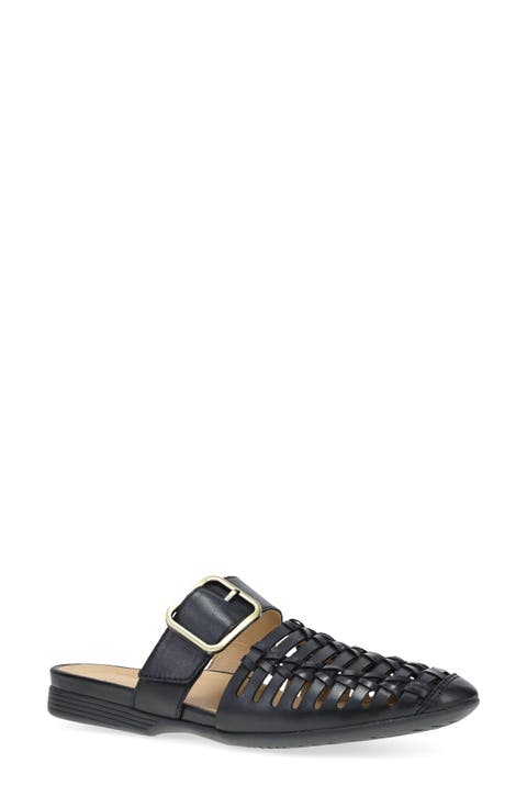 Leilani Pointed Toe Mule (Women)