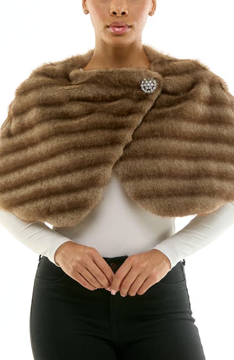 Ribbed Faux Fur Capelet