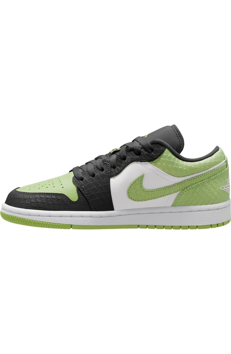 Jordan Air Jordan 1 Low SE Basketball Sneaker, Alternate, color,