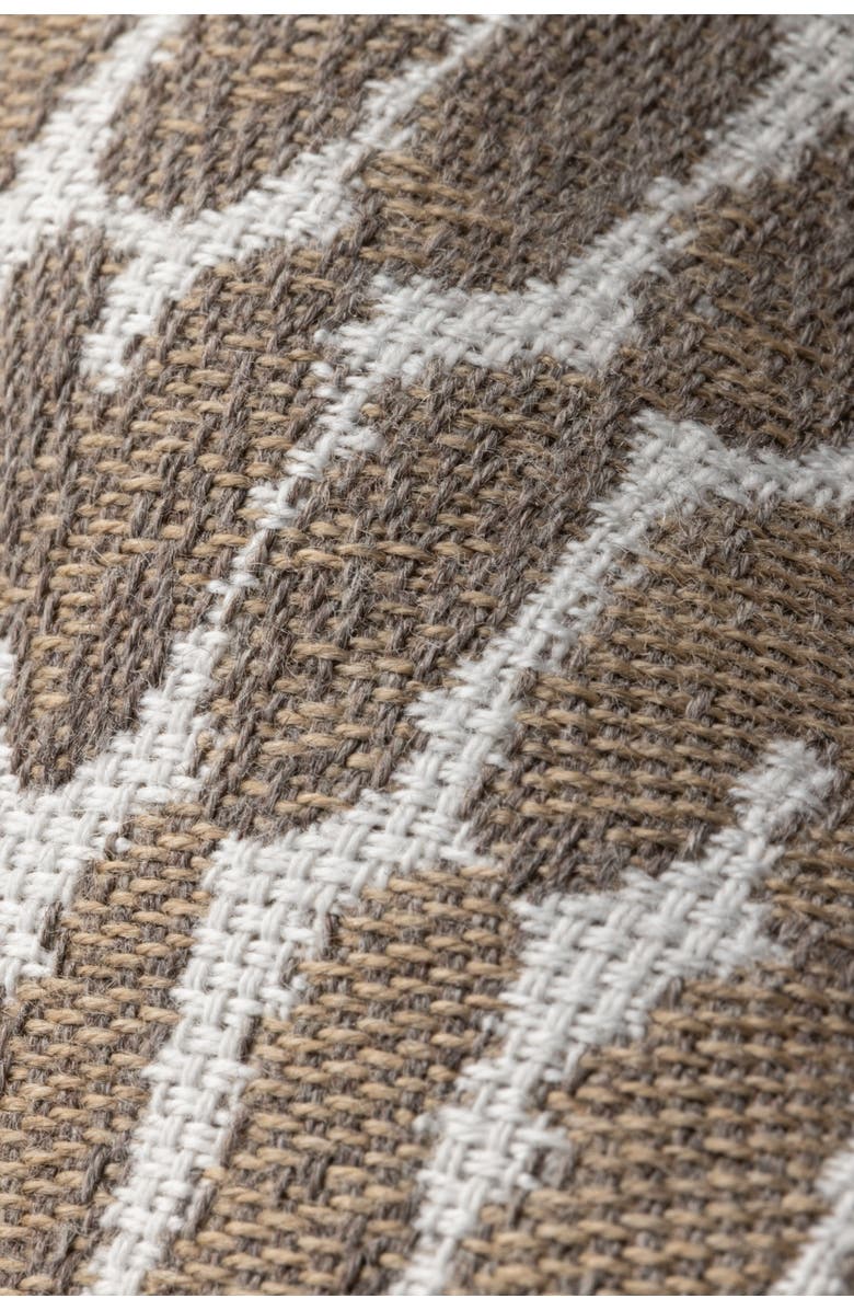 Elaine Smith Thumbprint Indoor & Outdoor Woven Accent Pillow, Alternate, color, Latte