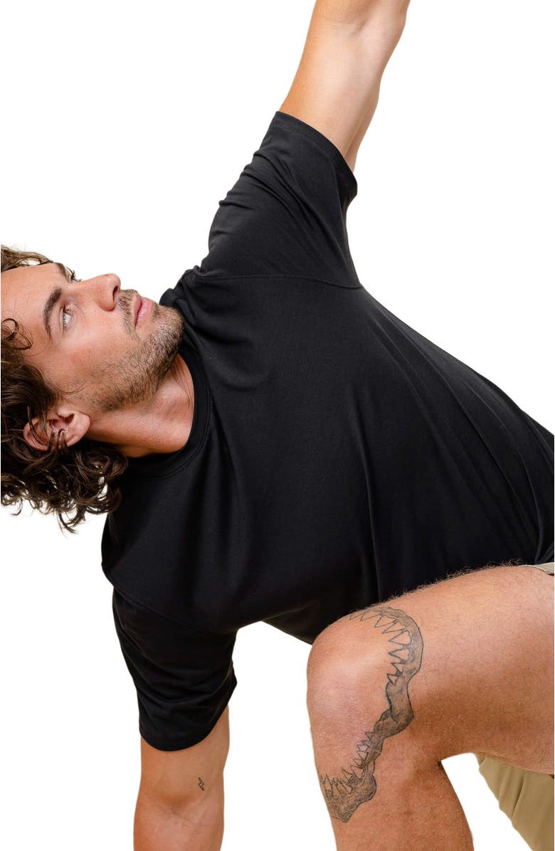 while on earth<sup>™</sup> Men's Range Tee, Alternate, color, Black