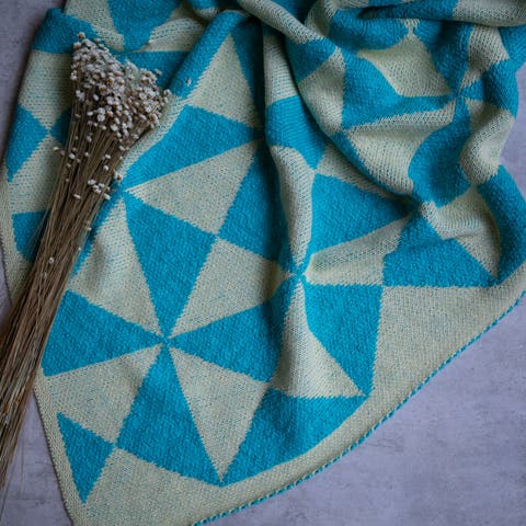 Trikona Organic Cotton Throw Blanket