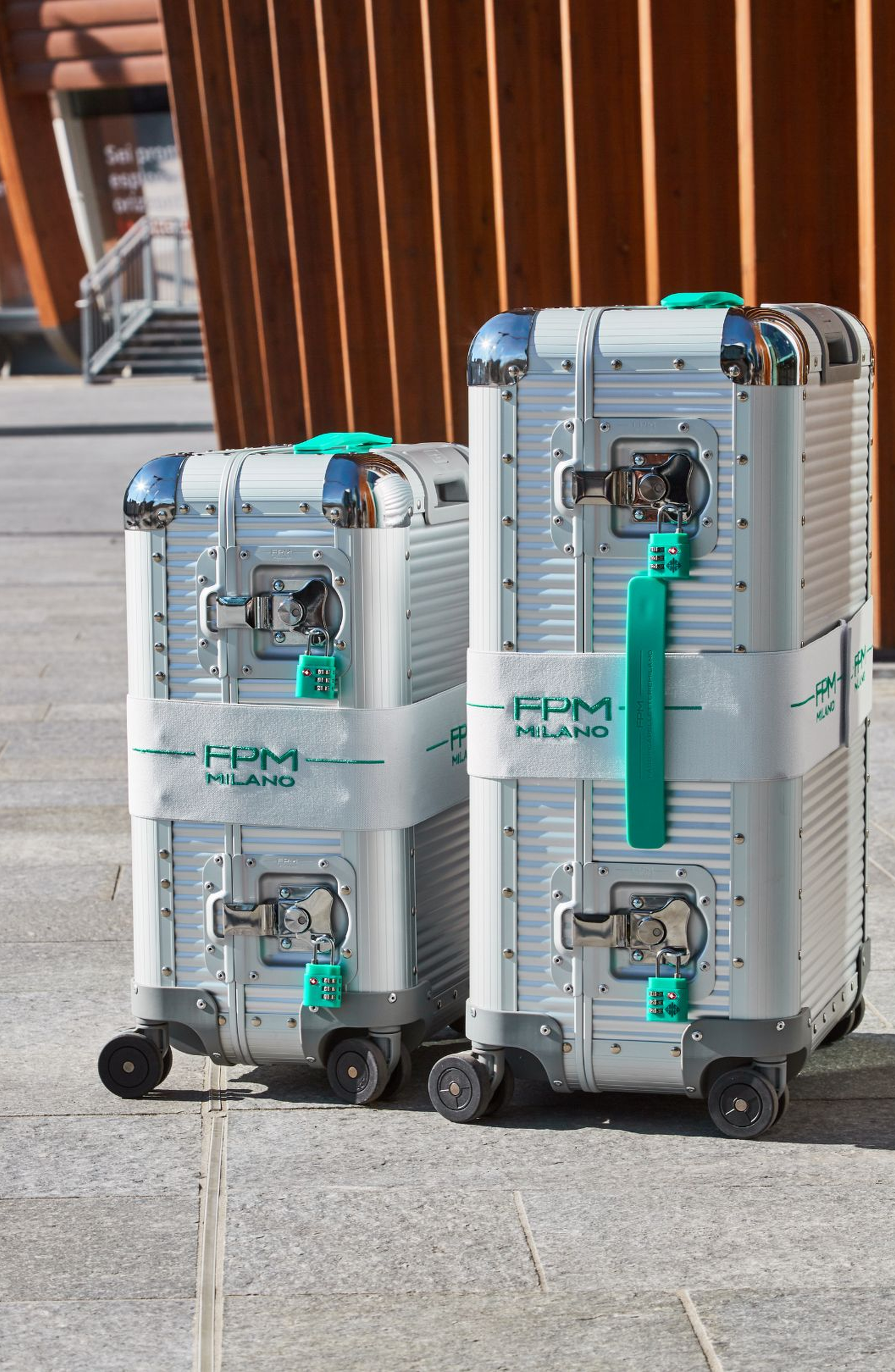 FPM - Fabbrica Pelletterie Milano - US Bank S Spinner 53 Suitcase, Alternate, color, Moonlight Silver