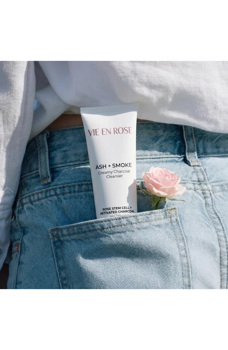 Vie En Rose Ash + Smoke Creamy Charcoal Cleanser, Alternate, color, Grey