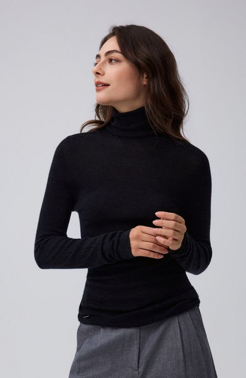 Ossa Knitted Hemp Turtleneck